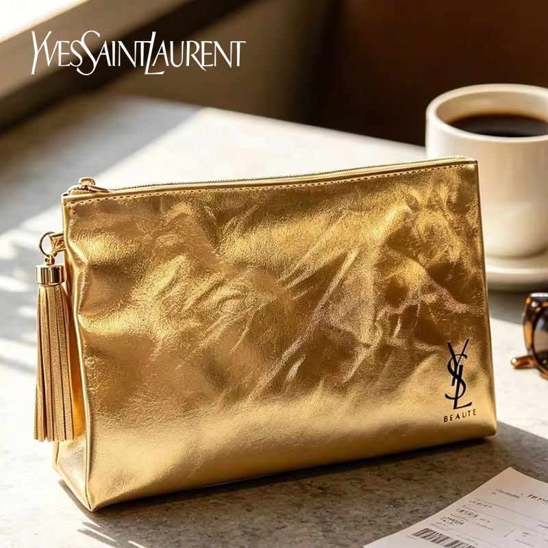 Bolsa de Cosméticos Dorada YSL - Luxury Bags Consignment reseña y precio
