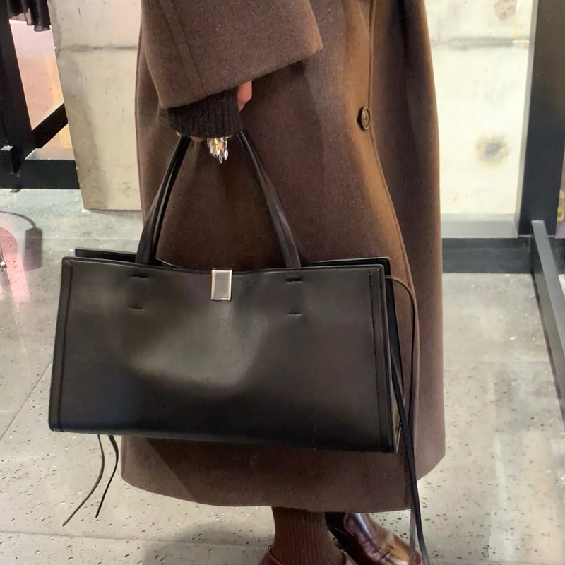 Bolsos de Mujer de Cuero Vacun - Luxury Bags With Silver Hardware reseña y precio