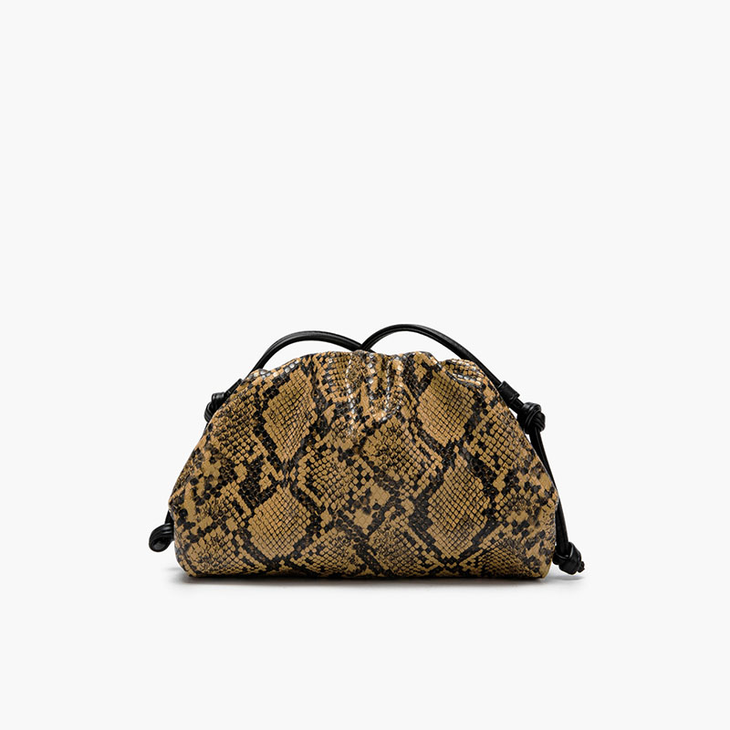 Bolsos de Mano con Diseño de S - Luxury Bags Consignment reseña y precio
